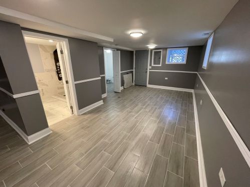 654 87 Pl, Chicago IL 60619-6810 exterior