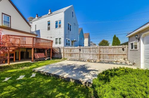 2623 Monticello Ave, Chicago IL 60618-5321 exterior