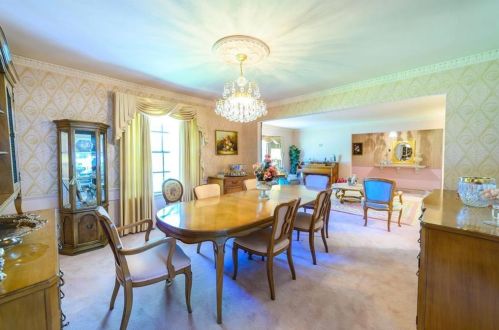 5165 Del Roy Dr, Dallas TX 75230-2924 exterior