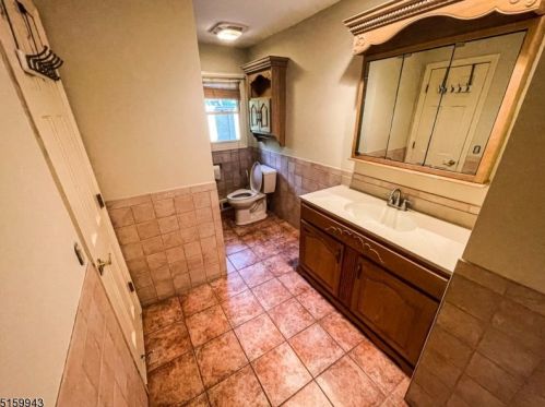 10 Manu Trl, Andover NJ  07821-3305 exterior