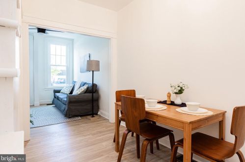 216 James St, Lancaster PA 17603-2910 exterior