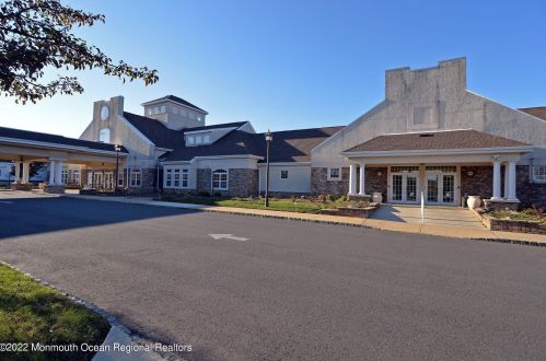 2 Arcadia Dr, Lakehurst NJ 08759-6160 exterior