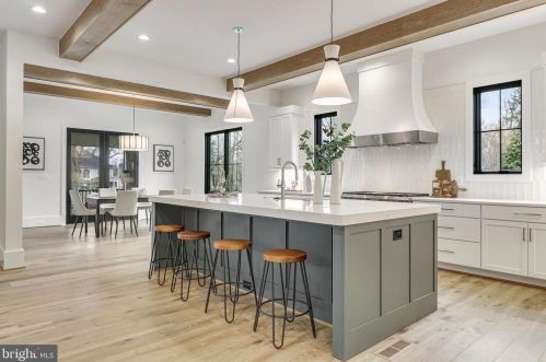 1113 Ingleside Ave, Mc Lean VA  22101-2131 exterior