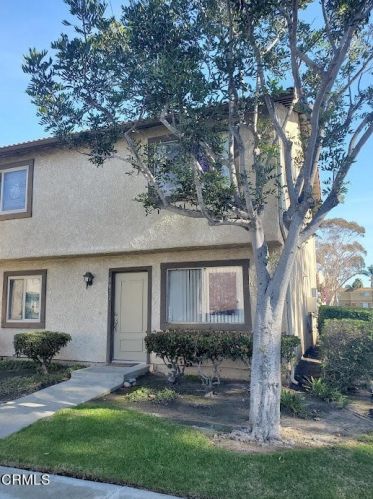 3077 Kelp Ln, Oxnard, CA 93035-1624