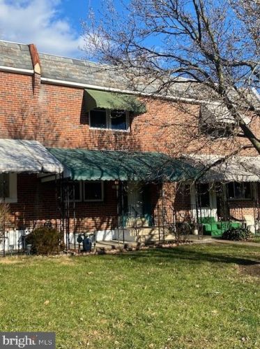 1123 Crestview Rd, Darby, PA 19023-1110