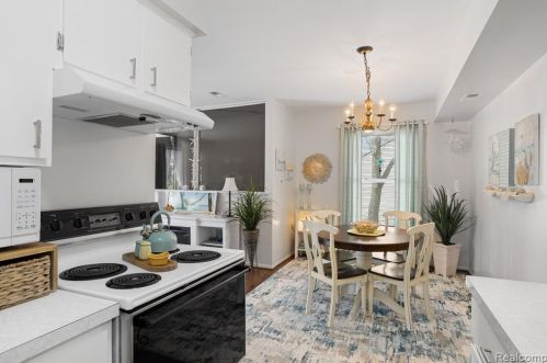 2149 Park Pl Dr, Walled Lake MI 48390-2555 exterior