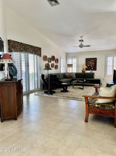 13041 45 Pl, Phoenix AZ 85050-8557 exterior