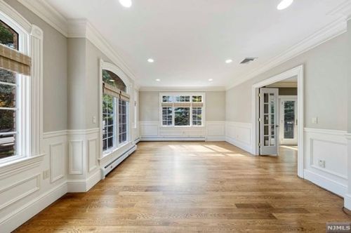 32 Lenox Ave, Demarest NJ 07627-2112 exterior