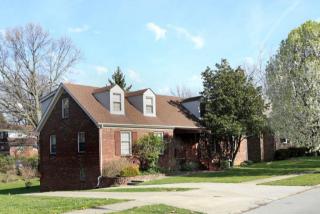 3414 Pimlico Pkwy, Lexington, KY 40517-2845