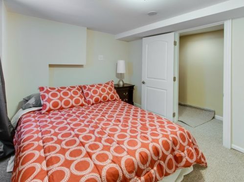 2529 Charleston St, Chicago IL 60647-4111 exterior