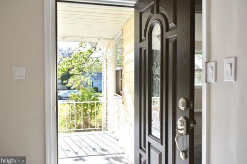 1234 Lower Ferry Rd, Trenton NJ  08618-1447 exterior