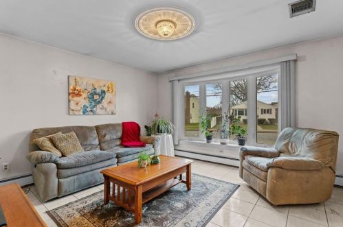 225 Langdon St, Providence RI 02904-1108 exterior