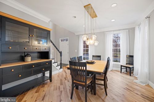 951 Rhonda Pl, Leesburg VA  20175-5632 exterior