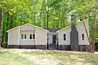 1811 Natchez Trce, Greensboro, NC 27455-3229