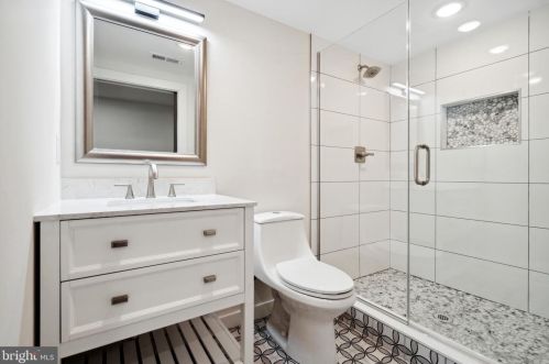 241 Allen St, Philadelphia PA  19125-4103 exterior