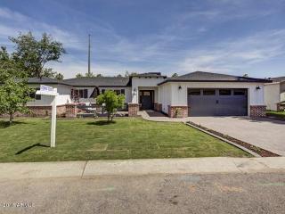 3021 47th Pl, Phoenix AZ  85018-7746 exterior