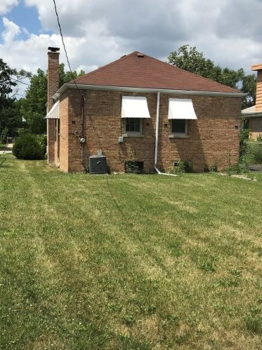 2429 10th Ave, Broadview, IL 60155-4806