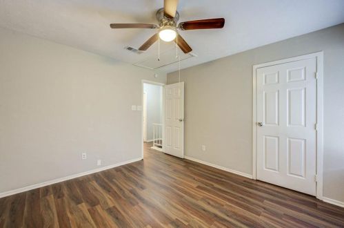 2018 Oak Shr Dr, Humble TX 77339-1724 exterior