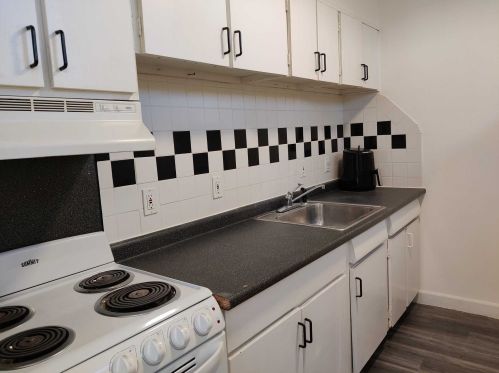 21 South Ave, Poughkeepsie NY  12601-4358 exterior