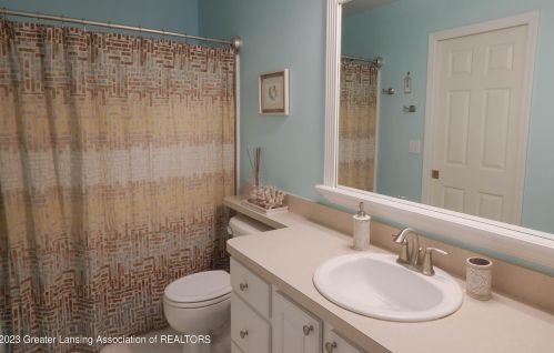 5955 Coleman Rd, East Lansing MI 48823-9763 exterior