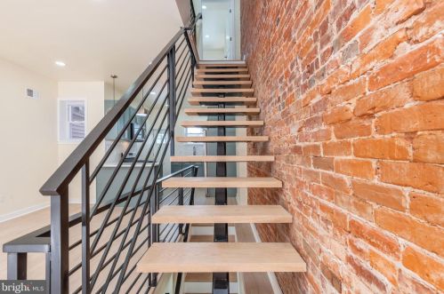 2418 Iseminger St, Philadelphia PA  19148-3518 exterior