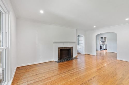 848 Clinton Ave, Dallas TX  75208-3661 exterior