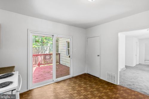 227 Gdn Ter, Runnemede NJ 08078-1420 exterior