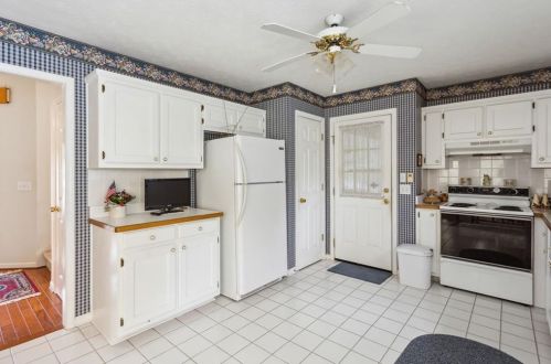 1918 Walden Park Dr, Lithonia GA 30078-3474 exterior