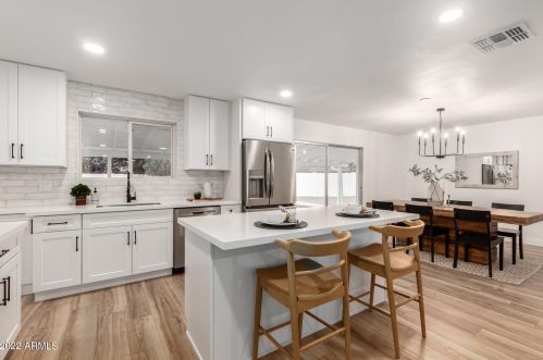 10837 38 Pl, Phoenix AZ 85044-8202 exterior