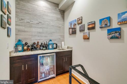 1936 Cumberland St, Philadelphia PA 19125-0037 exterior