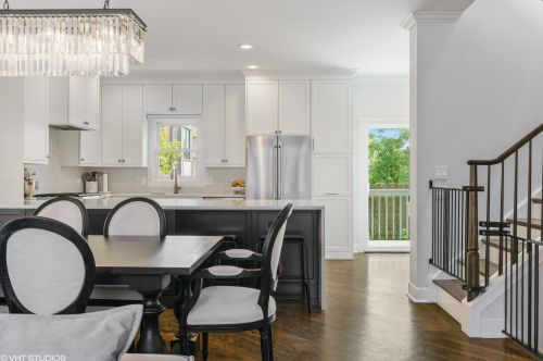 1802-A Diversey Pkwy, Chicago IL exterior