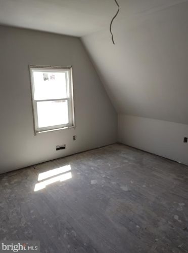 322 Ash St, Pottstown, PA 19464-6809