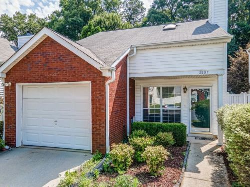 2507 Albion Farm Way, Duluth GA 30097-7623 exterior