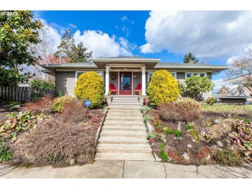 3831 Thompson, Portland OR  97212-3868 exterior