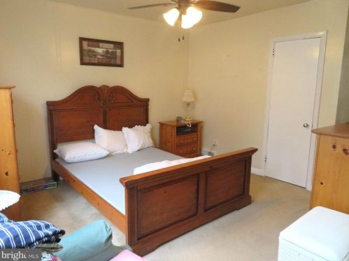 350 Krams Ave, Philadelphia PA 19128-4733 exterior