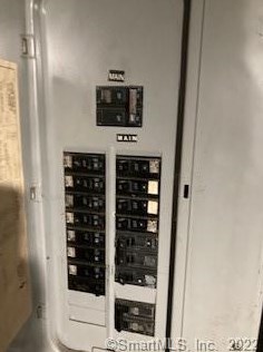 182 Elm St, Torrington CT 06790-4649 exterior