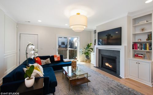 1627 Pierce Ave, Chicago, IL 60622-2250