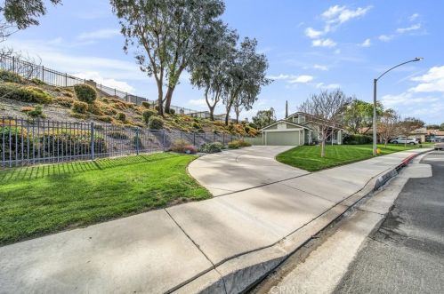 31519 Paseo De Las Olas, Temecula, CA 92592-6409