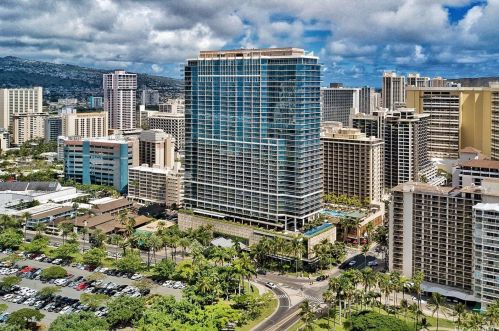 223 Saratoga Rd, Honolulu HI  96815-1942 exterior