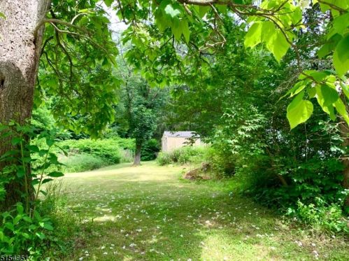 396 Schooleys Mountain Rd, Hackettstown, NJ 07840-3901