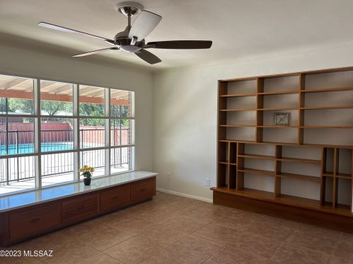 2142 La Madera Dr, Tucson, AZ 85719-2855