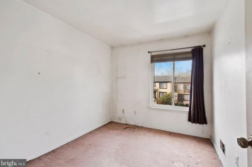 7825 Muirfield Ct, Rockville MD 20854-4078 exterior