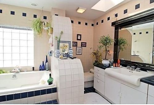 1507 Nelson St, Chicago IL 60657-3103 exterior