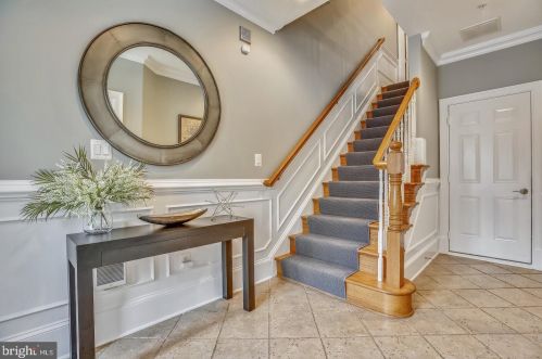 12458 Ansin Circle Dr, Rockville MD  20854-6900 exterior