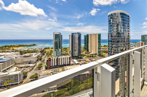 1296 Kapiolani Blvd, Honolulu HI  96814-2803 exterior