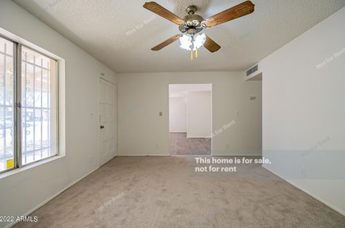 2233 47 Dr, Phoenix AZ 85031-1407 exterior