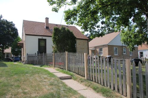 2860 47, Milwaukee WI 53210-1753 exterior