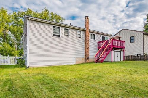 6 Birch St, Enfield CT 06082-4302 exterior