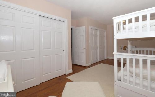 827 Royal St, Alexandria VA  22314-4340 exterior