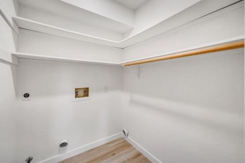 11903 Bobcat Trl, Austin TX exterior